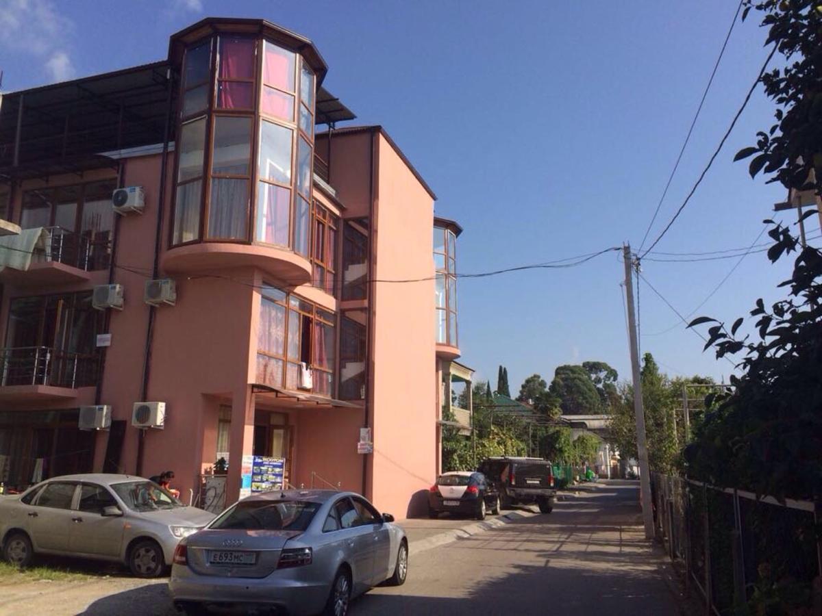 Citrus Hotel Gagra Exterior photo