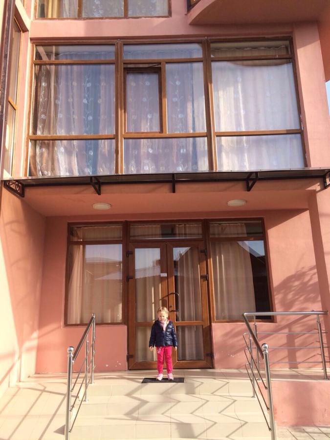 Citrus Hotel Gagra Exterior photo